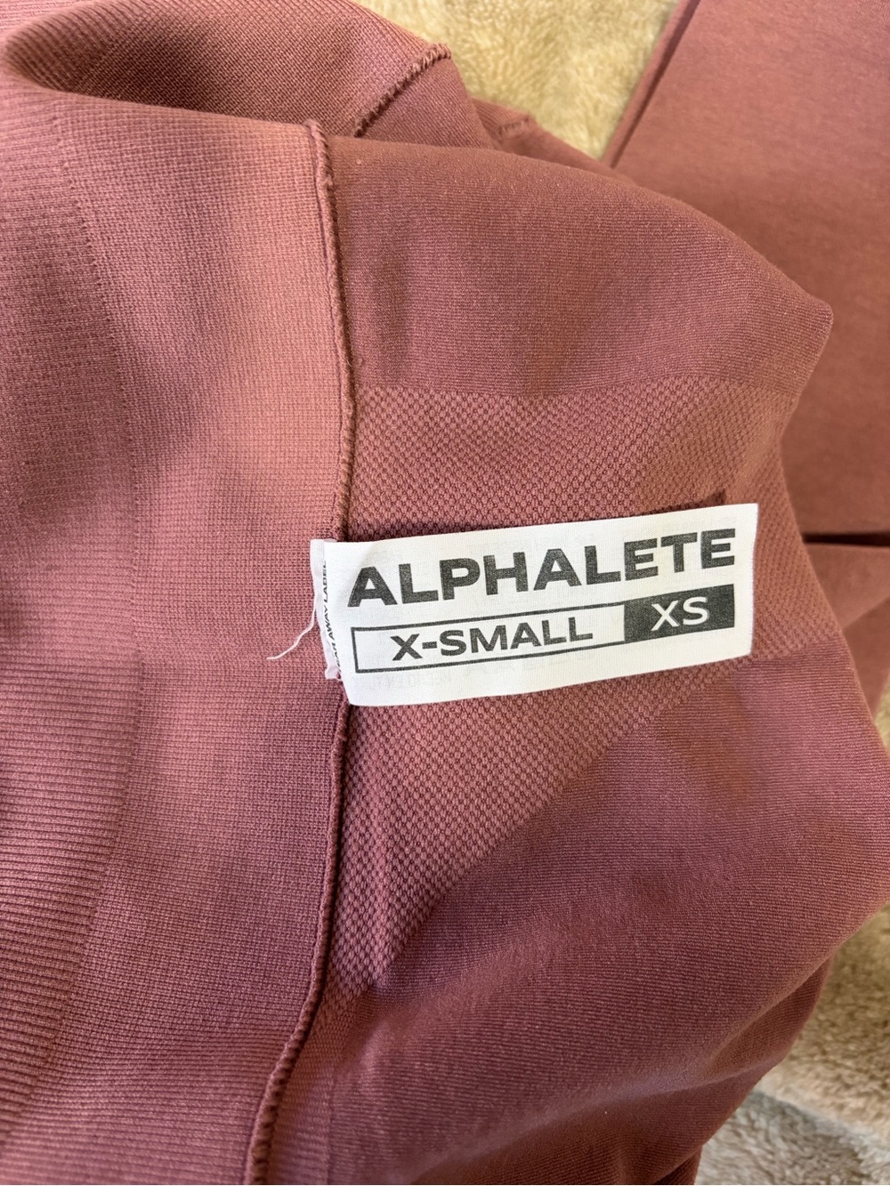 Alphalete Amolify Seamless Leggings in Soft Mauve Pink - Picture 3 of 3
